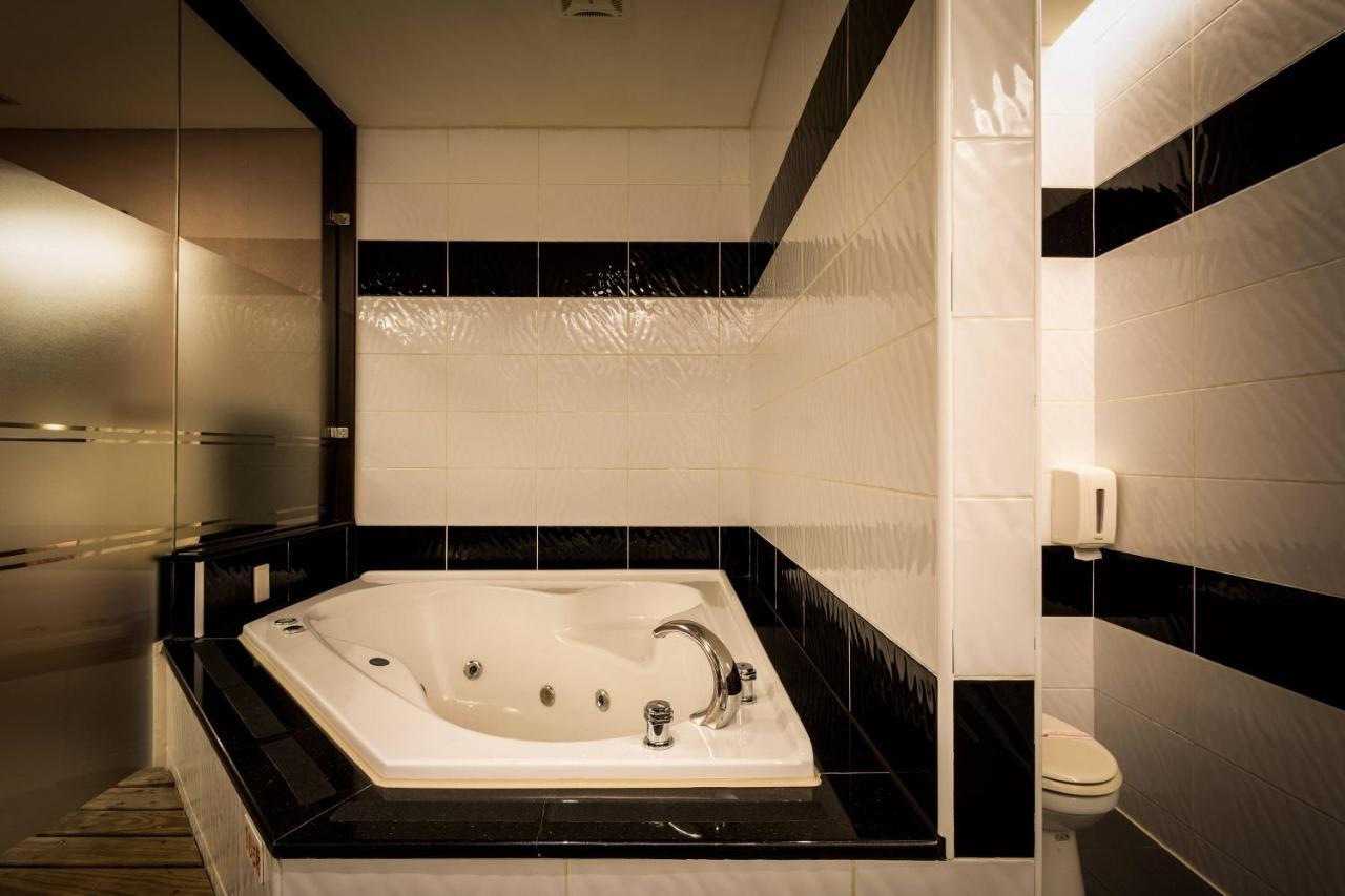 Only Love Motel Tân Điếm Ngoại thất bức ảnh